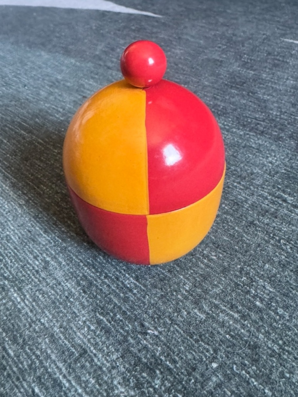 Round Two-Tone Red and Orange Tribket Box